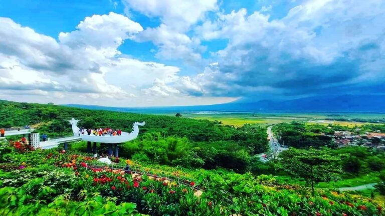 Eling Bening Wisata Hits dengan View Spektakuler di Ambarawa