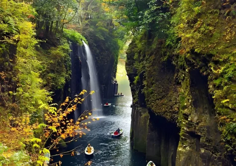 Takachiho Gorge Petualangan Epik di Jurang Para Dewa