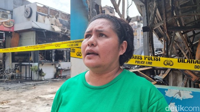 Kisah Haru di Balik Kebakaran Food Court Fatmawati Pedagang Syok, Warung Hangus