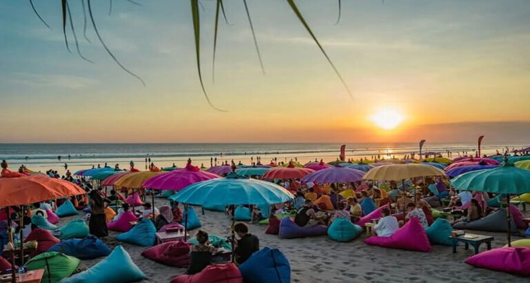 Pantai Berawa Spot Santai, Surfing, dan Sunset di Bali