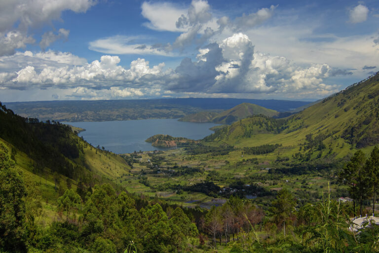 Lake Toba Hotels and Resorts