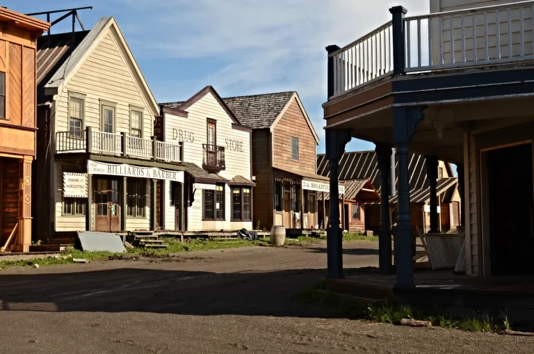 Hollywood Studio Behind Scenes Discover the Hidden World Where Movie Magic Comes to Life