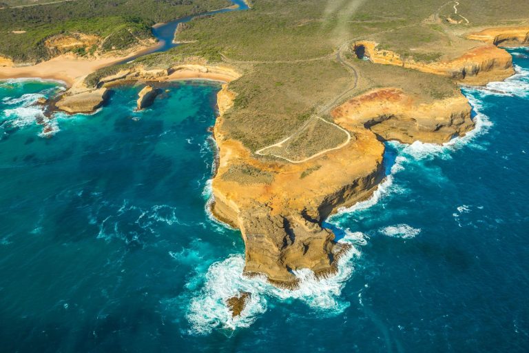 Great Ocean Road Drive A Breathtaking Coastal Journey Along Australia’s Most Iconic Scenic Highway